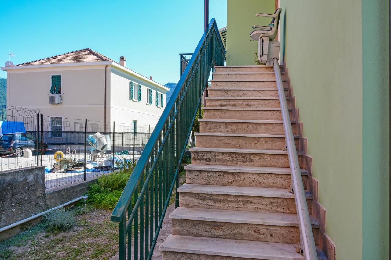 Agriturismo La Casa Degli Zii Αλμπένγκα Εξωτερικό φωτογραφία